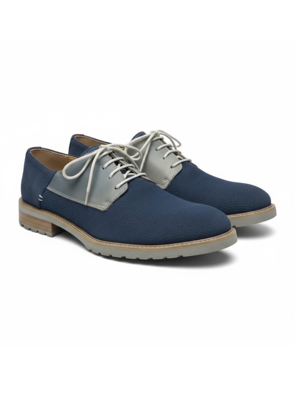 Steve Madden 𖤐 Roque Perforated Suede Oxford Lace Up 𖤐 Two Tone Blue 𖤐 10D 𖤐